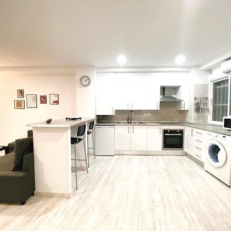 Gmc Turistics - Great Apartment For Groups & Families Малага Екстер'єр фото